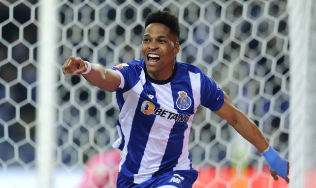 Wendell celebra con el Oporto.