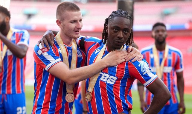 Eze y Adam Wharton con el Crystal Palace