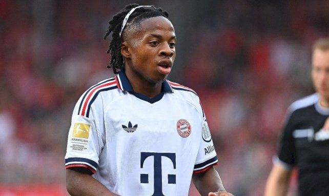 Wisdom Mike abandona el Bayern Múnich