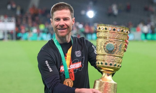 Xabi Alonso con el Bayer Leverkusen