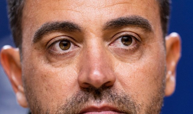 FC Barcelona | Xavi salva el match-ball
