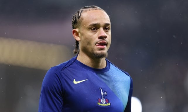 Xavi Simons sueña con un nuevo equipo