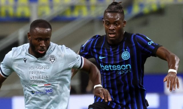 Dos destinos para Yann Bisseck en la Premier League