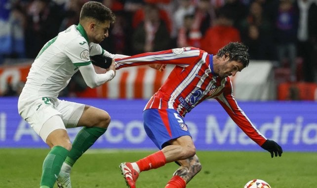 Yellu pugna con Rodrigo de Paul