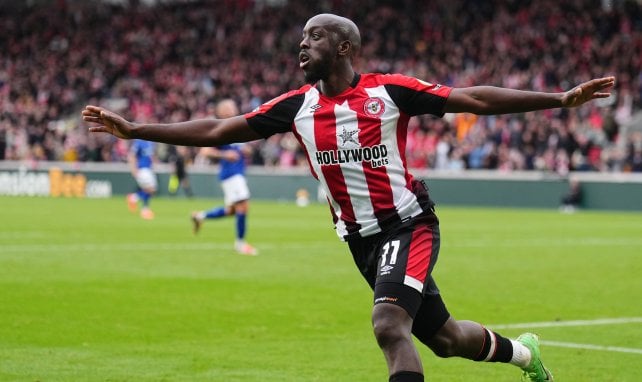 Yoane Wissa con el Brentford
