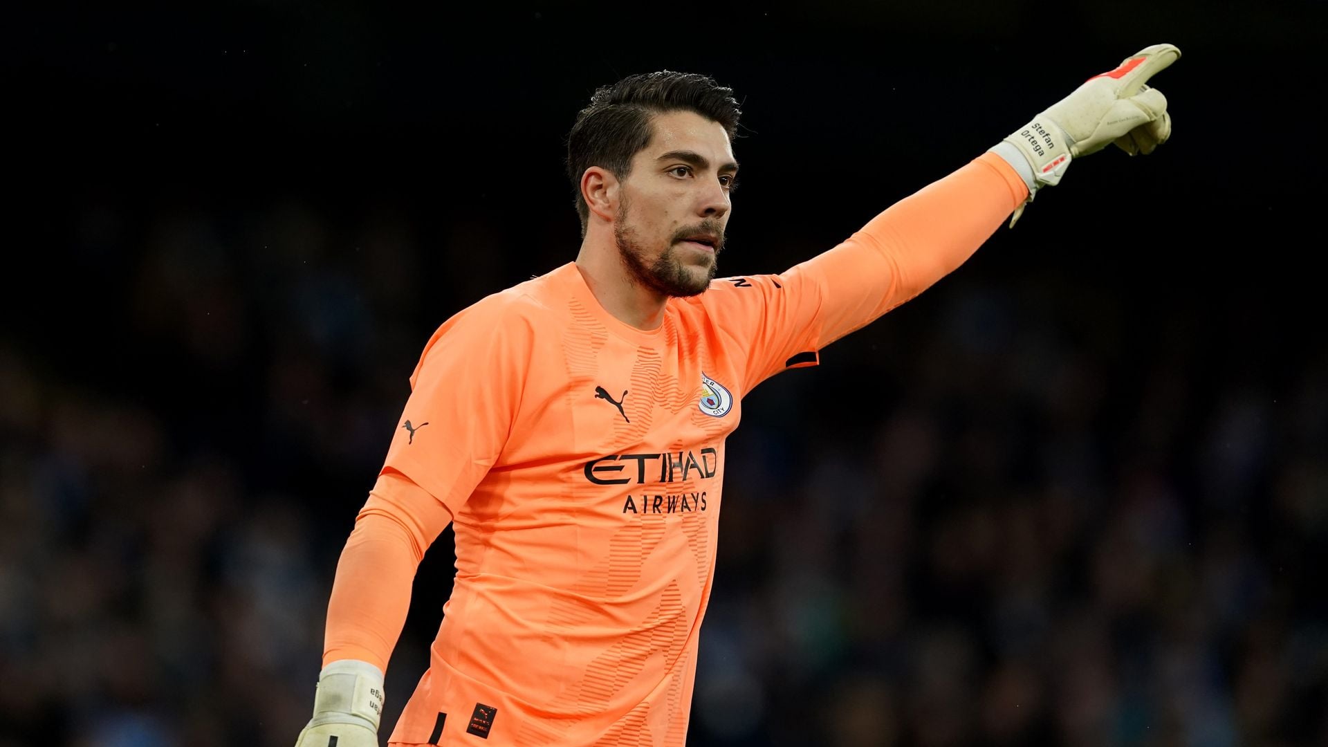 Stefan Ortega signs for Nottingham Forest